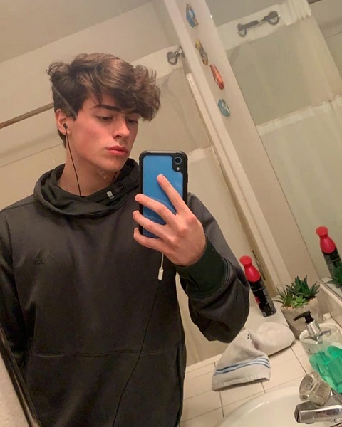 Tyler Van Beveren Net Worth, TikTok, Age, Bio, Height, Early Life ...