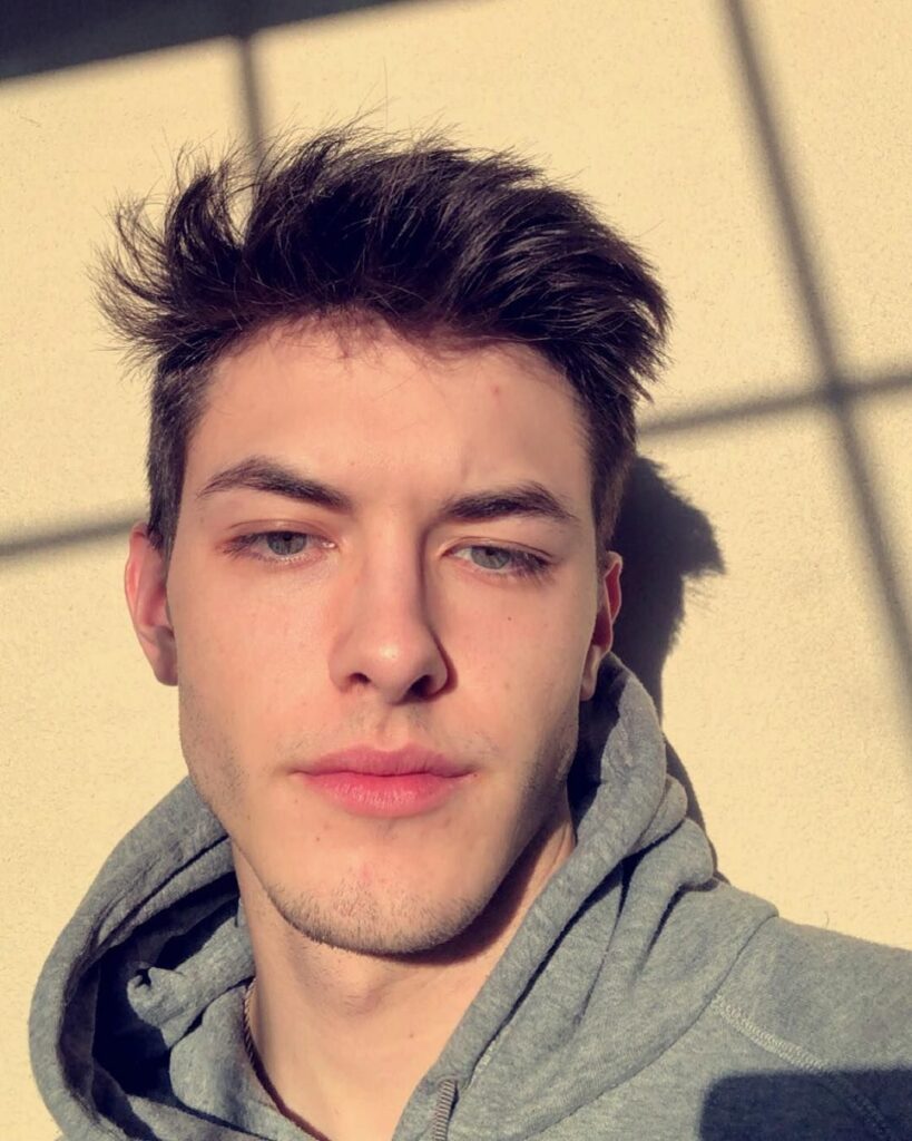 Griffin Johnson Net Worth, TikTok, Age, Bio, Height, Early Life, Career ...