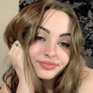 Yourpuppygirljena Net Worth, TikTok, Age, Height, Bio, Early Life
