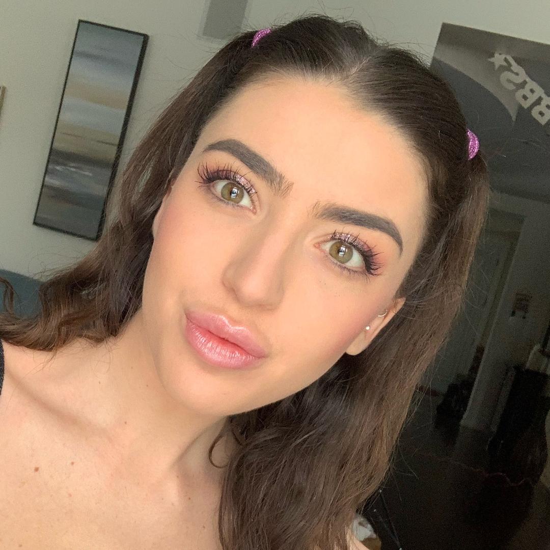 Alexia Marano Net Worth, Age, Height, Weight, Early Life, Career
