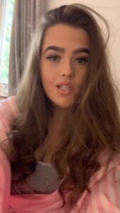 Lacey May Jones Net Worth, Age, Height, Weight, Early Life, Career, Bio