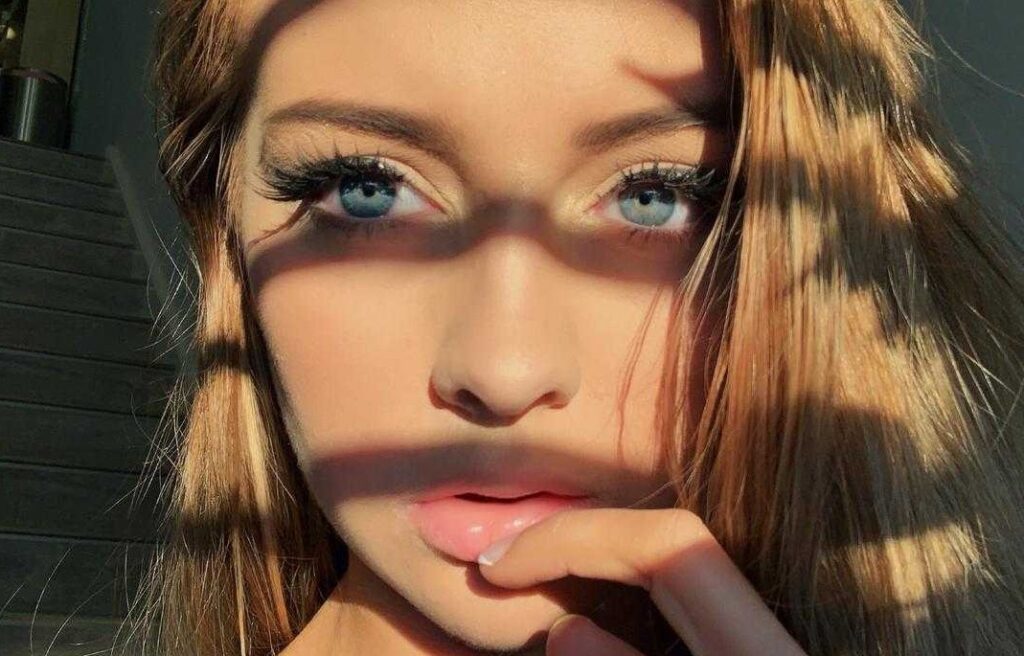 Sam Perry Net Worth, Age, Height, Weight, Early Life, Career, Bio, Dating, Facts - Millions Of