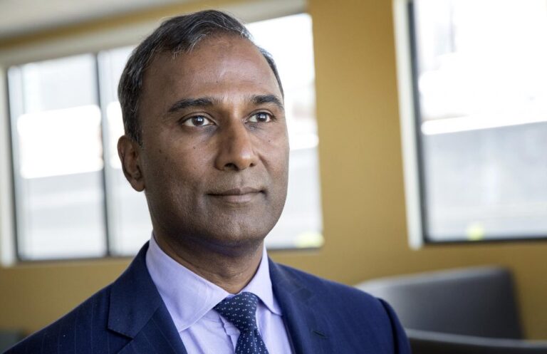 Shiva Ayyadurai Net Worth, Age, Height, Weight, Early Life, Career, Bio