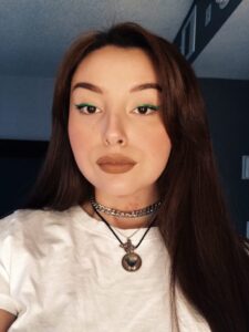 Zoey Luna Net Worth, Age, Height, Weight, Early Life, Career, Bio