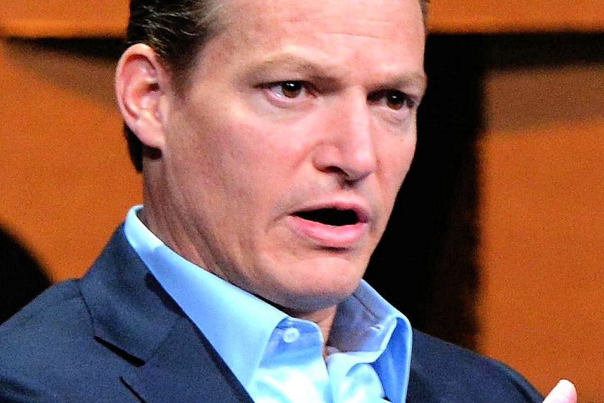 Kevin Mandia Net Worth, Age, Height, Weight, Early Life, Career, Dating