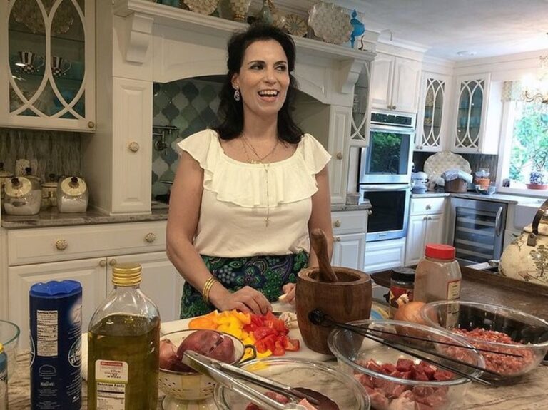 Julie Taboulie Net Worth, Age, Height, Weight, Early Life, Career