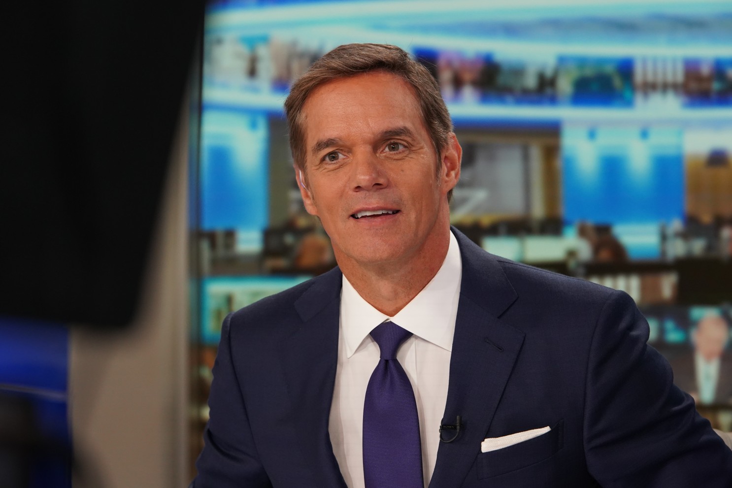 Bill Hemmer Net Worth, Age, Height, Weight, Early Life, Career, Dating