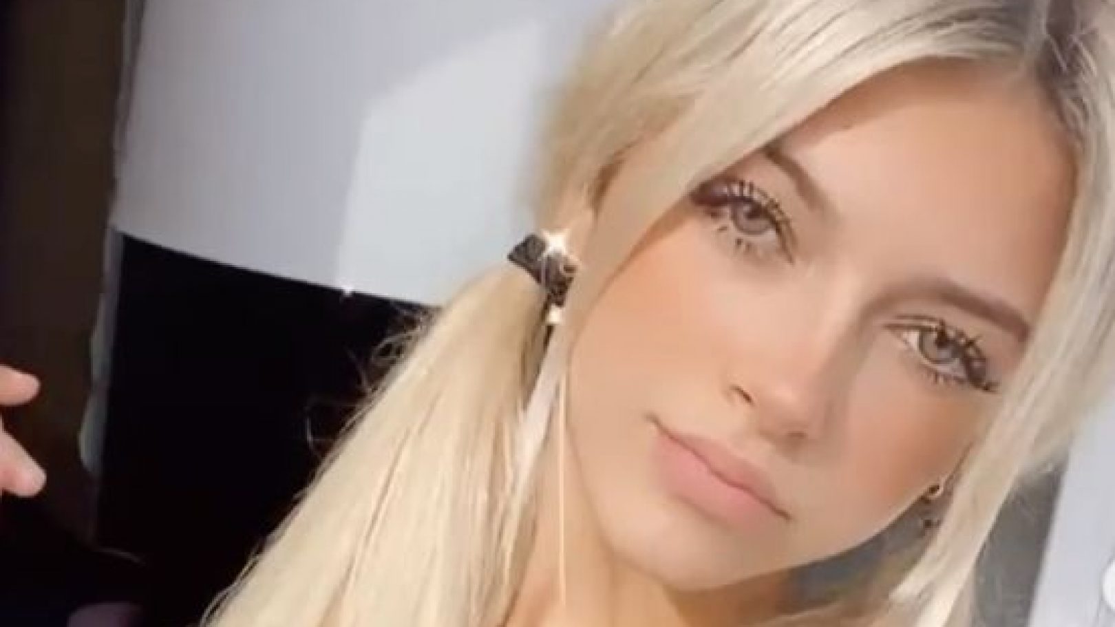 Coco Quinn Net Worth, Age, Height, Weight, Early Life, Career, Dating